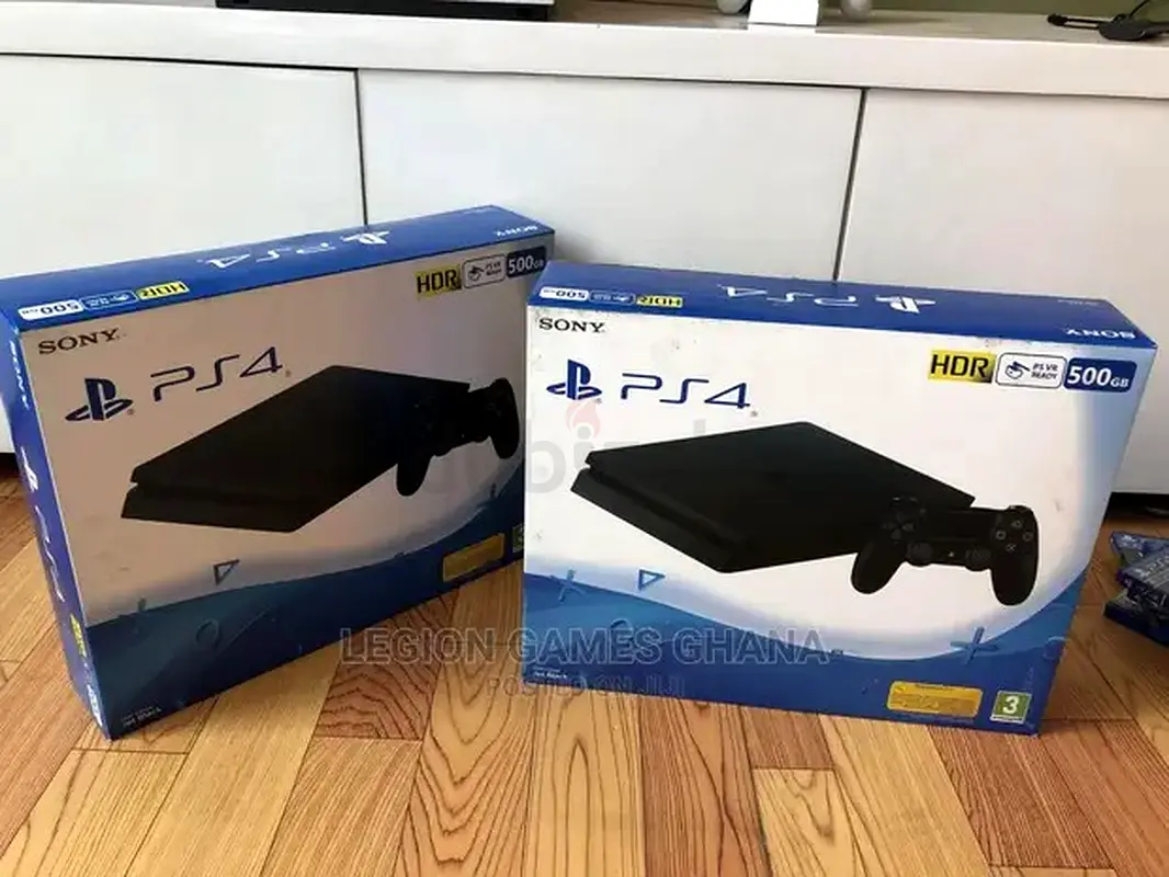 Sony Playstation 4 Gaming Console with Dual Shock Controller