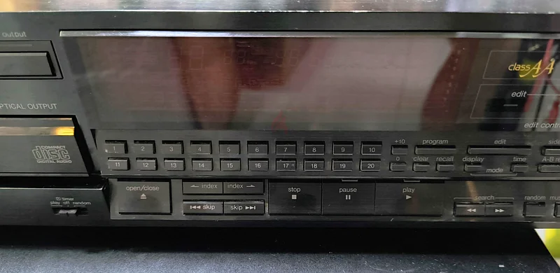 Technics SL-P 770 CD Player63166175701379112