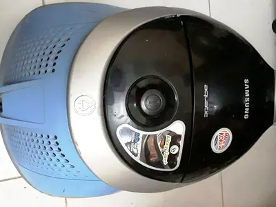 Vacuum Samsung Cleaner with water filter