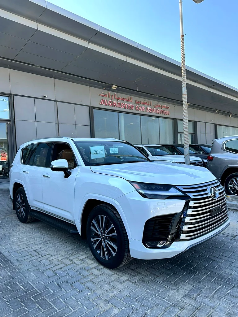 لكزس LX600 بريستيج63149580212866112