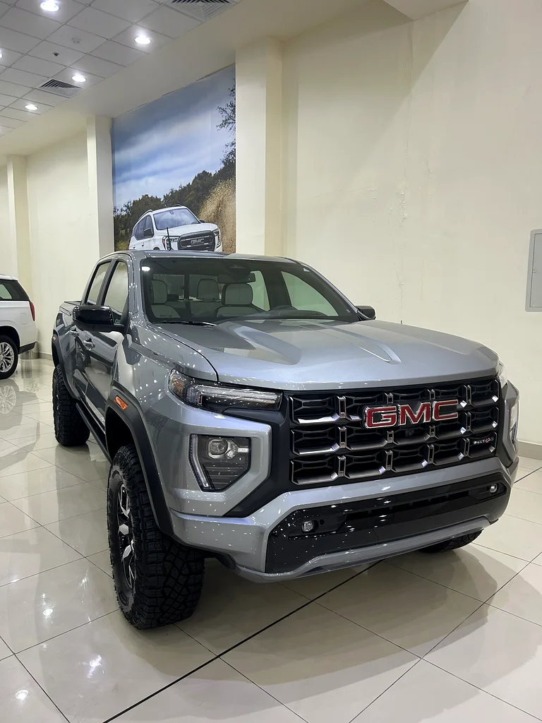 جيب GMC كانيون 202462930628603778111