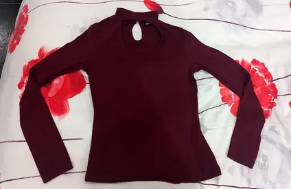 Bershka Plain Stretch Blouse Small