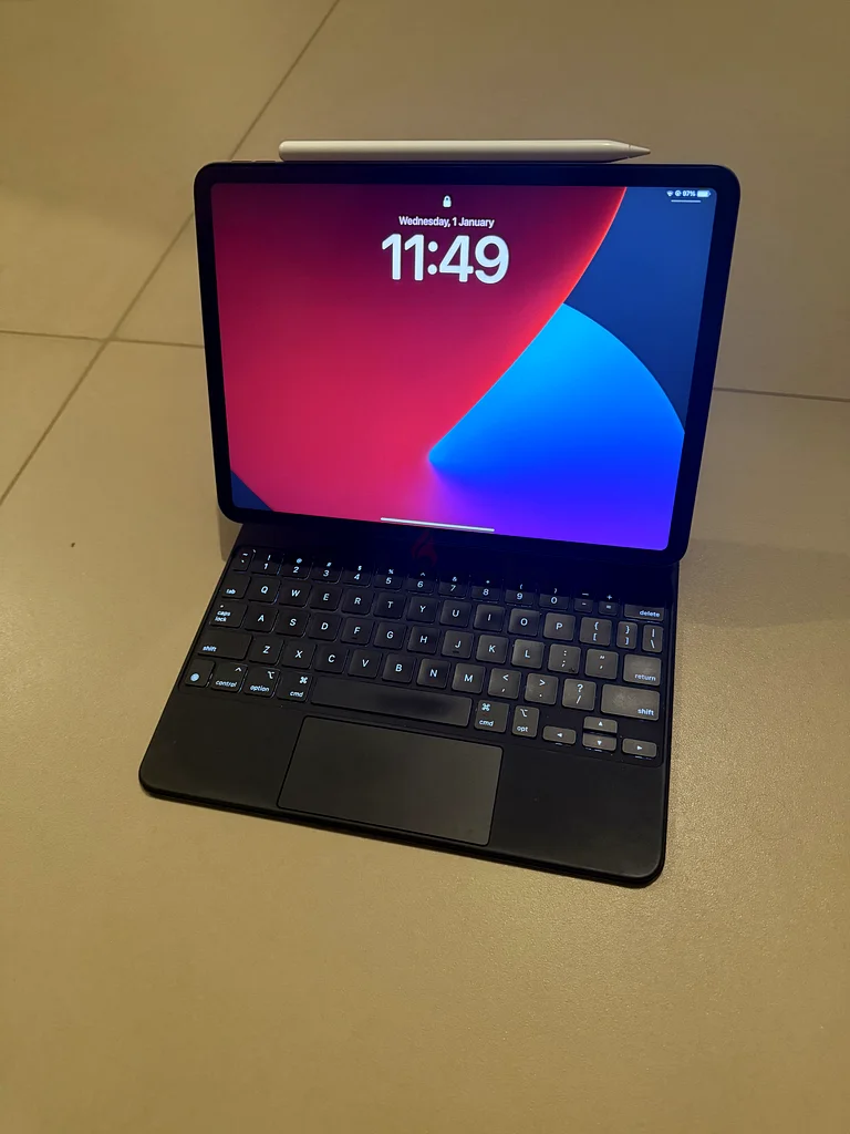 iPadPro11 3世代M1 256gb Keyboard + Penセット