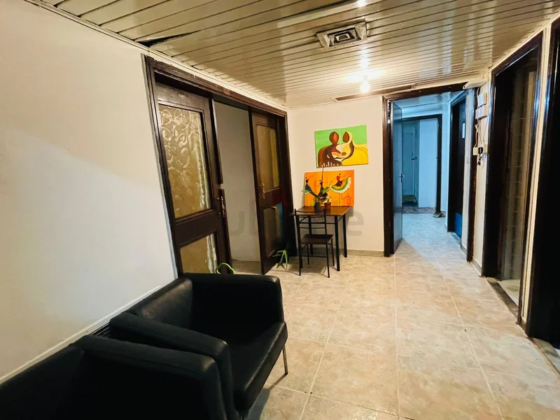 المنطقة المغطاة بالكامل، نادي السياح، أبو ظبي62935673630082111
