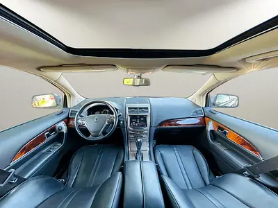 صورة 11 لـ 2011 Lincoln MKS