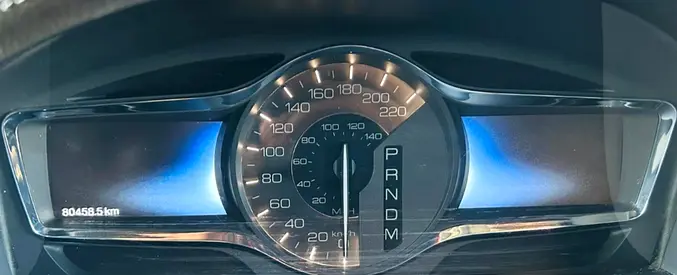 صورة 18 لـ 2011 Lincoln MKS