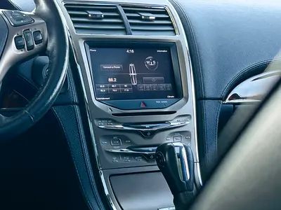 صورة 9 لـ 2011 Lincoln MKS