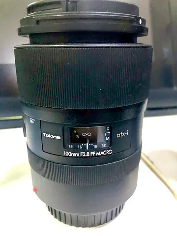 Tokina 100mm macro F2.8 ff macro Ef
