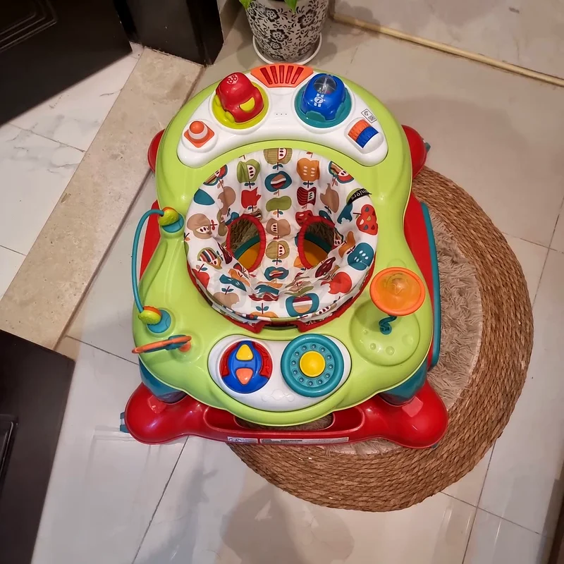 Baby Walker632063905079061116