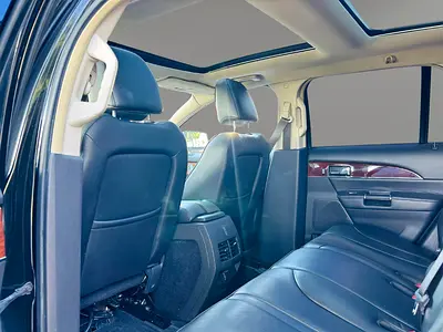صورة 8 لـ 2011 Lincoln MKS
