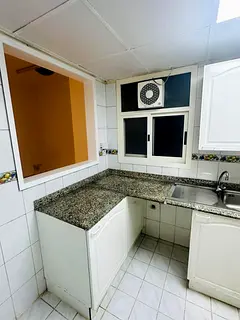 bedspace available for executives in oudmetha