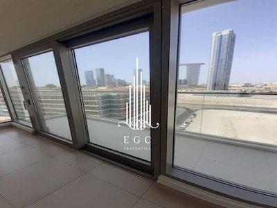 Rent Refund | Airy Balcony | Middle Floor Unit