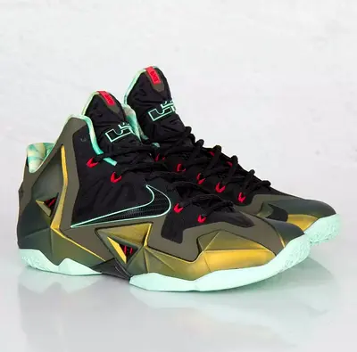 Nike Mens Lebron XI Basketball Shoe
