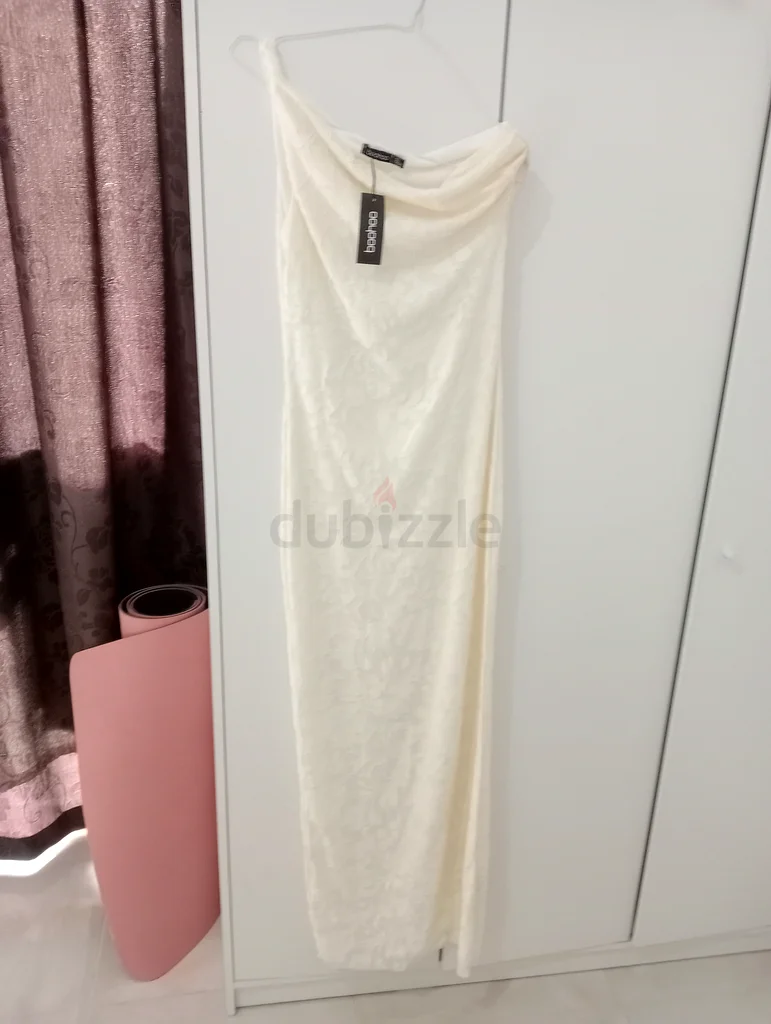 فستان طويل جديد للنساء من بوهو بسعر 40 درهمًا63197147067779111