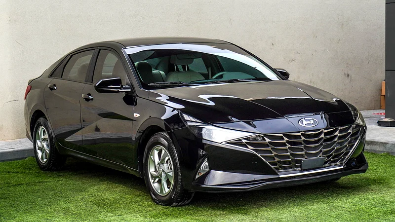HYUNDAI - ELANTR 2023 (GCC) - LOW MILAGE IN A GREAT CONDITION63170840188930116