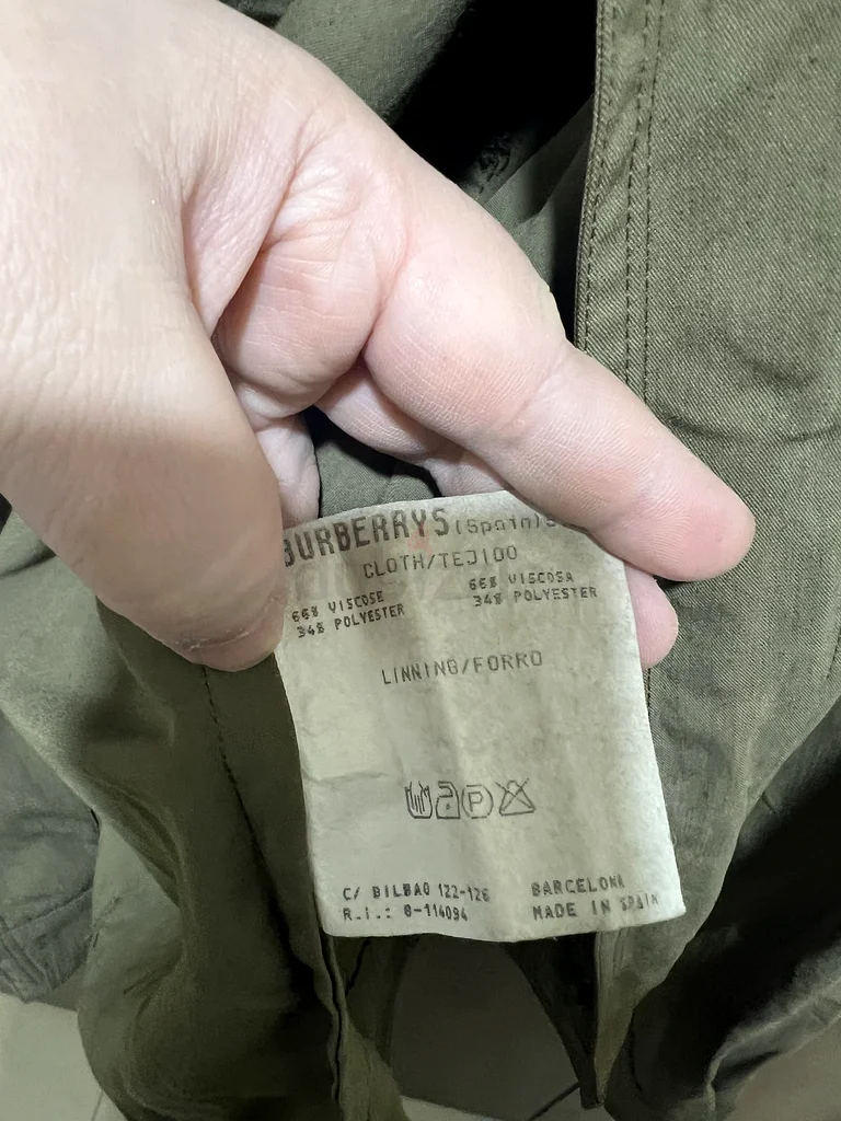 Rare burberry jacket large to xl63237114247554113