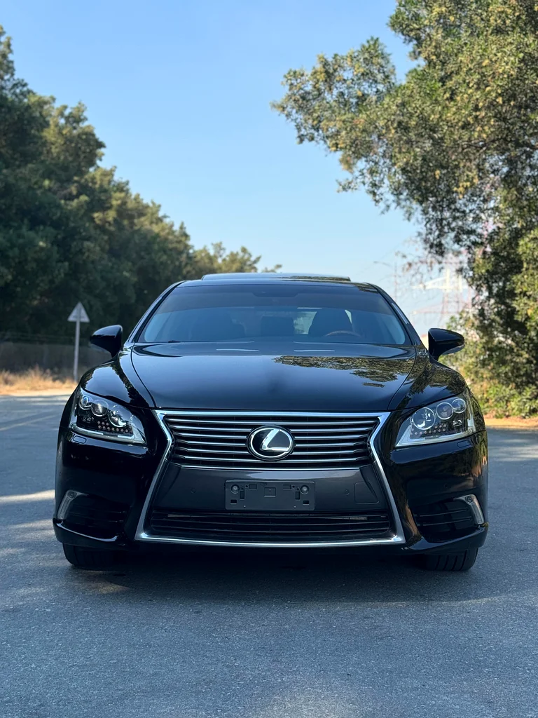 2014 Lexus LS 4.6L V8 Full Option63406917194625111