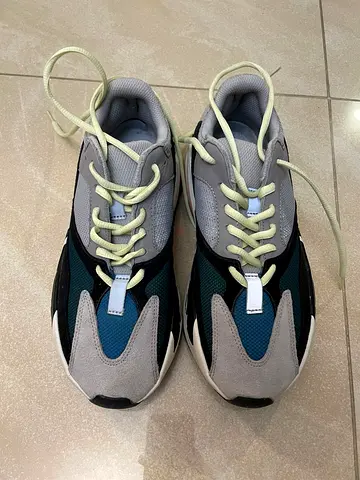 yeezy 700 shoes