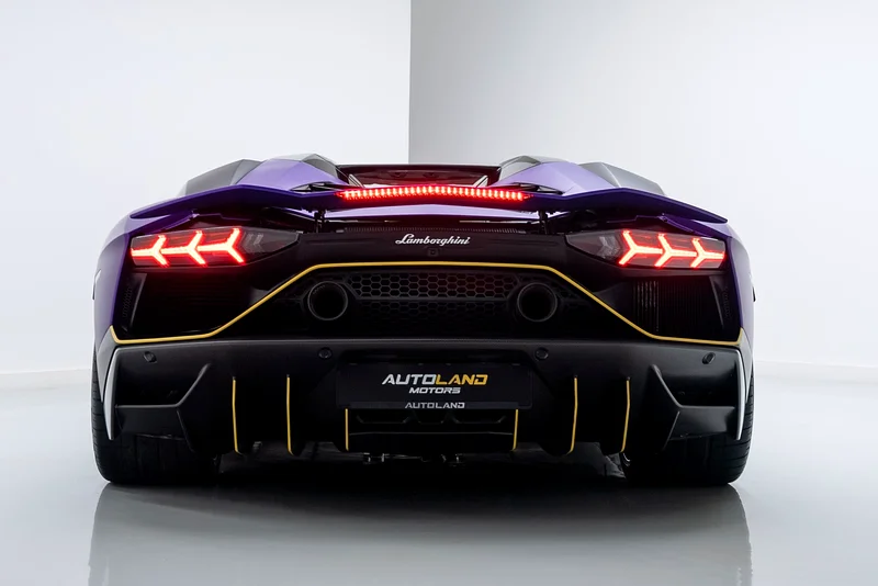 2022 LAMBORGHINI AVENTADOR ULTIMAE 01 OF 250. FULL CARBON63154165779970113
