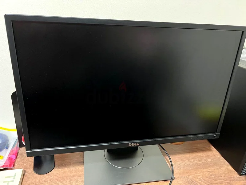 جيل تاسع، مجموعة كاملة من Dell OptiPlex 7070 SFF مع شاشة LED مقاس 22 بوصة من DELL - معالج Core i5-9500، ذاكرة وصول عشوائي بسعة 8 جيجابايت، وسعة تخزين 256 جيجابايت من نوع NVMe SSD63266083566338112