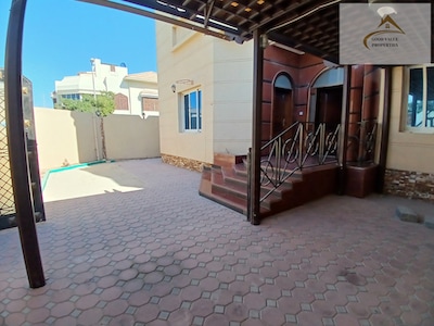 Lahwish 4 Bhk Villa Just 120k Balcony Two Master Rmms Maids Room Garden Area Parking