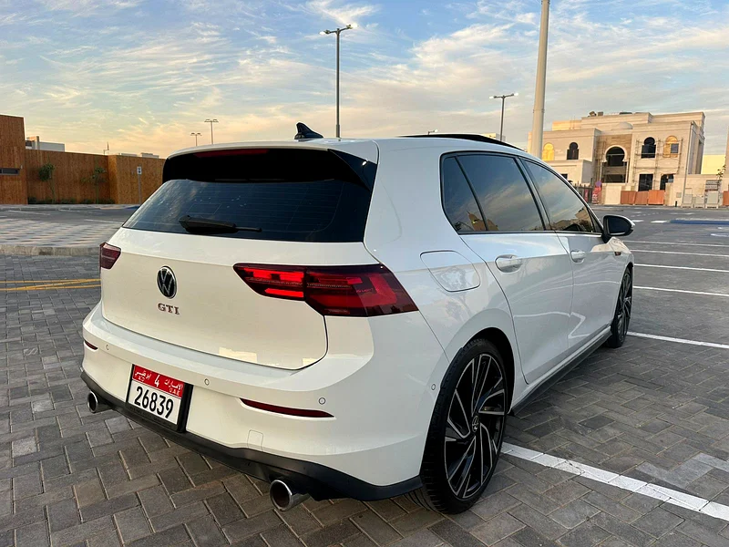 للبيع  فولكس فاجن جولف GTi الشكل اليديد موديل 2021  (خليجي)63171745932163114
