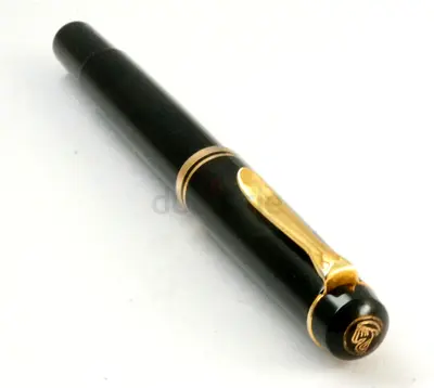 Vintage Pelikan fountain pen 18k 750ct