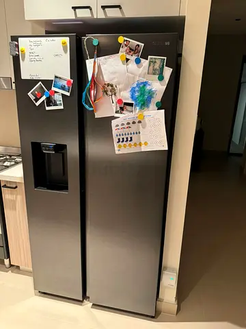 Samsung Side By Side Refrigerator With water Dispenser Ice Maker Black Matt