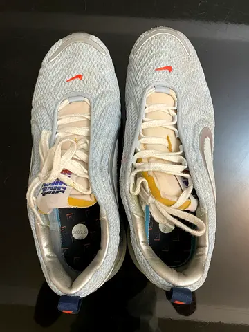 nike air cushion shoes