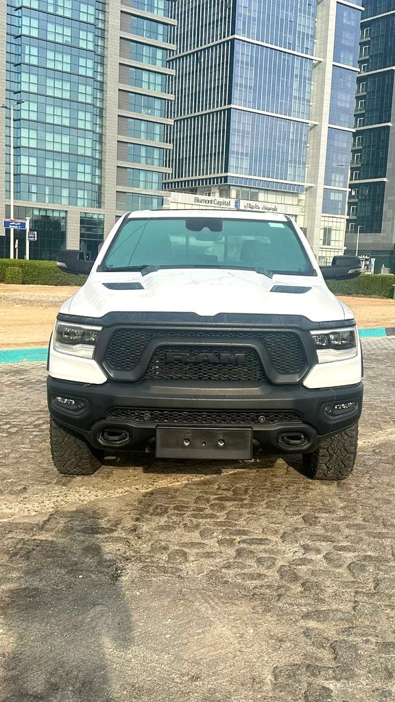 DODGE RAM REBEL 1500 HEMI ETORQUE V8 2024 GCC Abu Dhabi