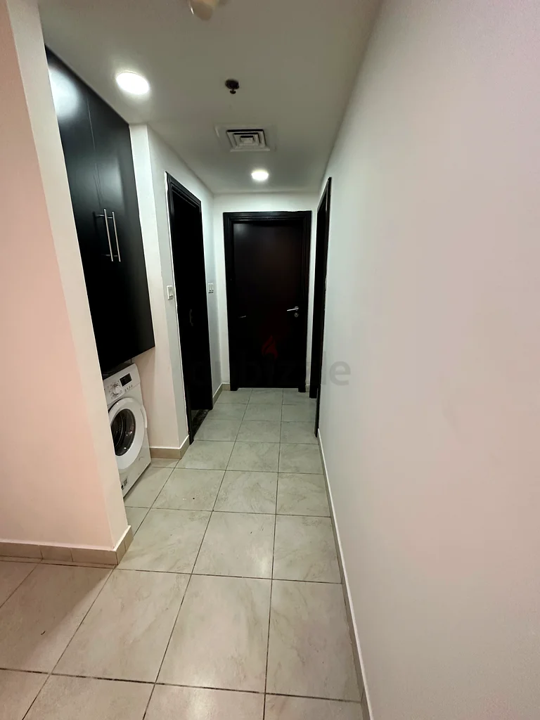 Ready to move partition room for couple and single ladies63798014468354112