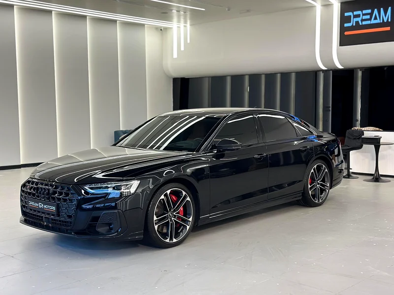 Audi S8 GCC Ali and Sons Agency warranty until 2029, free maintenance up to 75,00063227251210241111