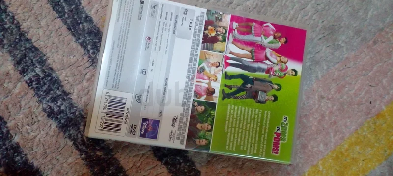 أقراص DVD وCD للبيع بأسعار رخيصة جدًا، كما أن السعر قابل للتفاوض63263508147202111