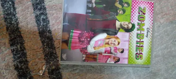 Dvd cd for sale in very cheap prices also negotiable