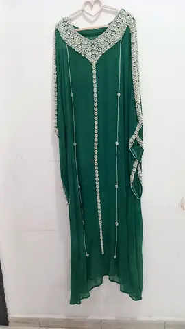 Chiffon jalabiya with natural silk, green color, with hand embroidery, size XL