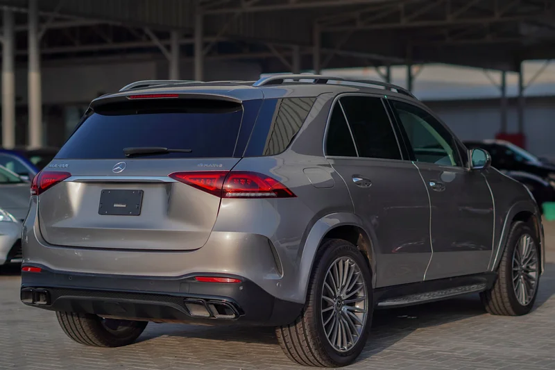 مرسيدس بنز GLE 45063145338037505113