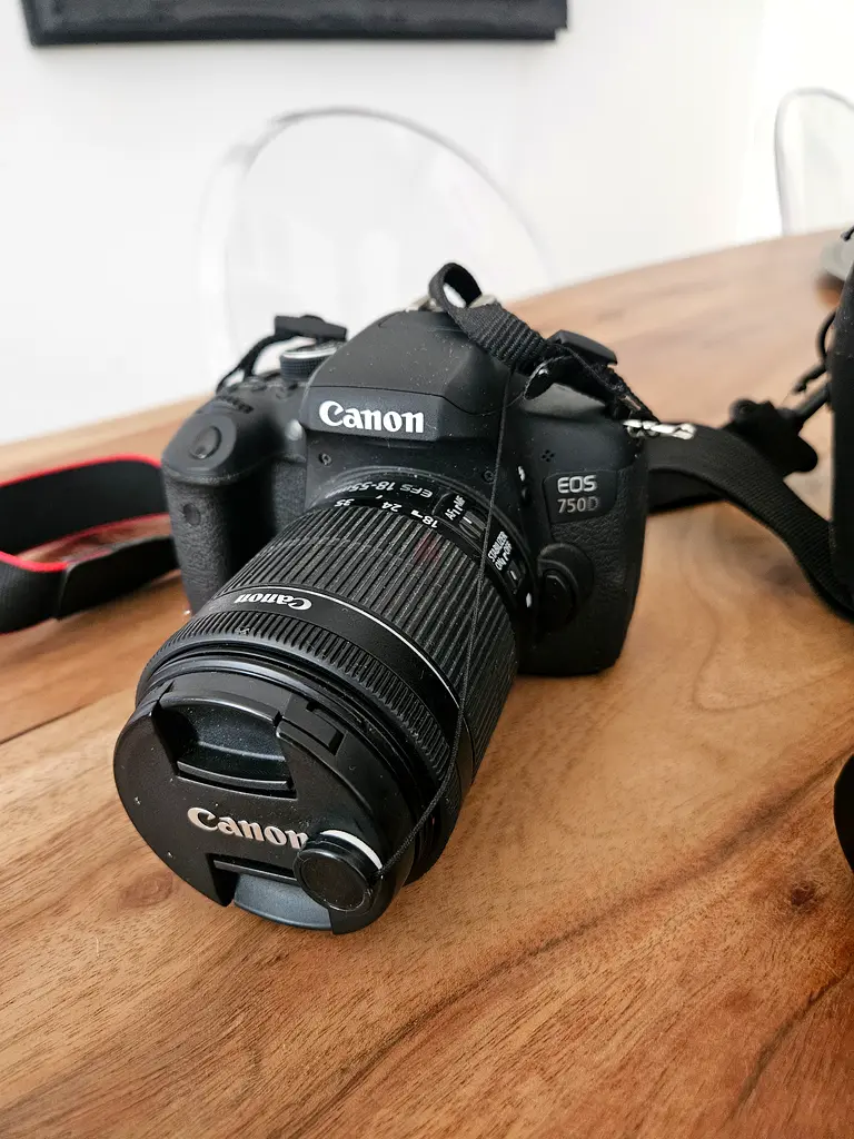 Canon EOS 750d DSLR camera