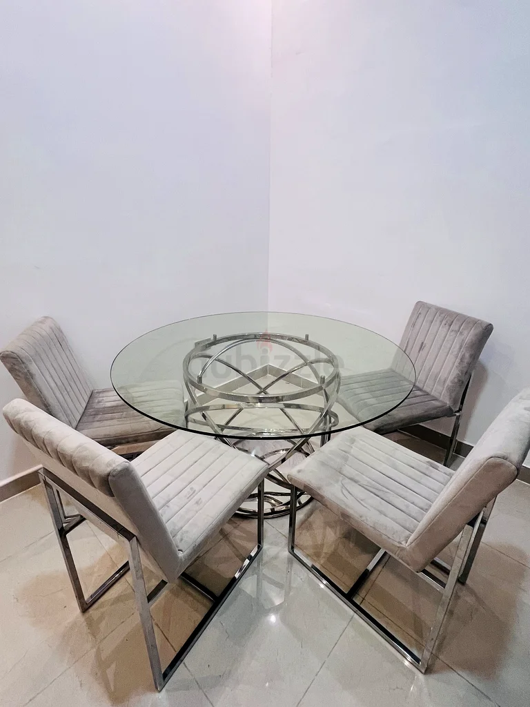 طاولة طعام63218813620865112