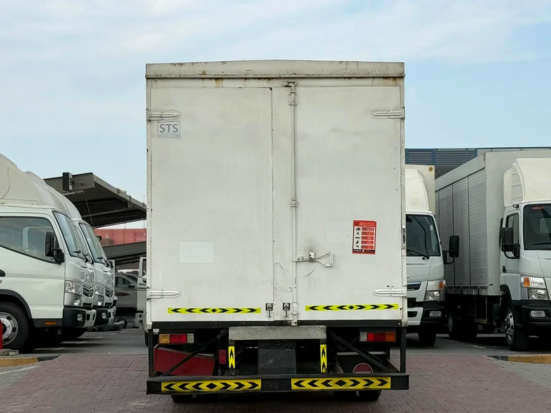2019 | Mitsubishi Canter | Box | Ref#50163223817573762114