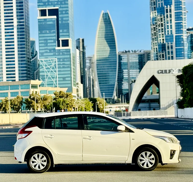 2015 TOYOTA YARIS 1.5L GCC SPECIFICATION IN VERY EXCELLENT CONDITION63165693957122113