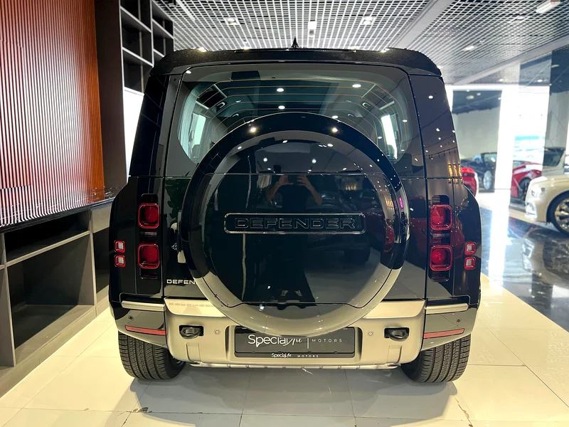لاند روفر ديفندر HSE P400 110 X-دايناميك / 2025 / جديدة بالكامل / مواصفات دول مجلس التعاون الخليجي63228785663746113