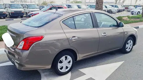 2017 Nissan SUNNY — миниатюра 12