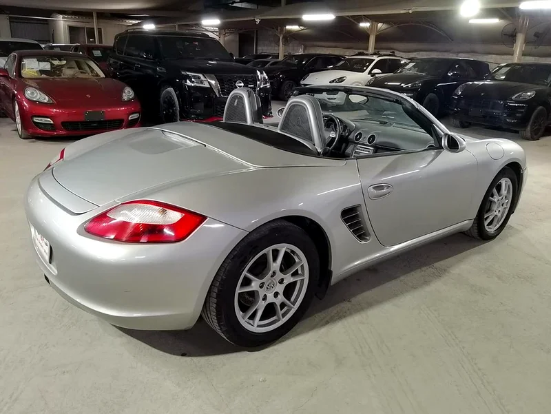 PORSCHE BOXSTER 2006 2.7L | HALF LEATHER SEATS | 17 INCH ALLOY WHEELS | REAR SPOILER63157885232387111