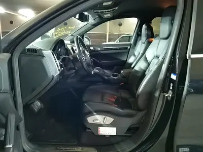 2012 Porsche CAYENNE — миниатюра 16