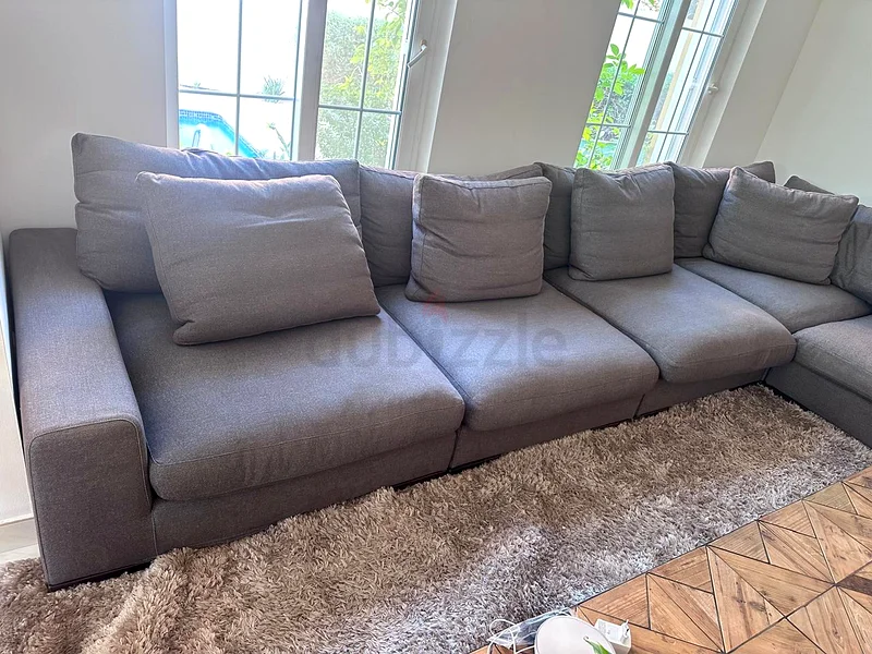 Top quality Olta feather filled Six ___ pieces Sofa Set perfect Condition63185233751939112