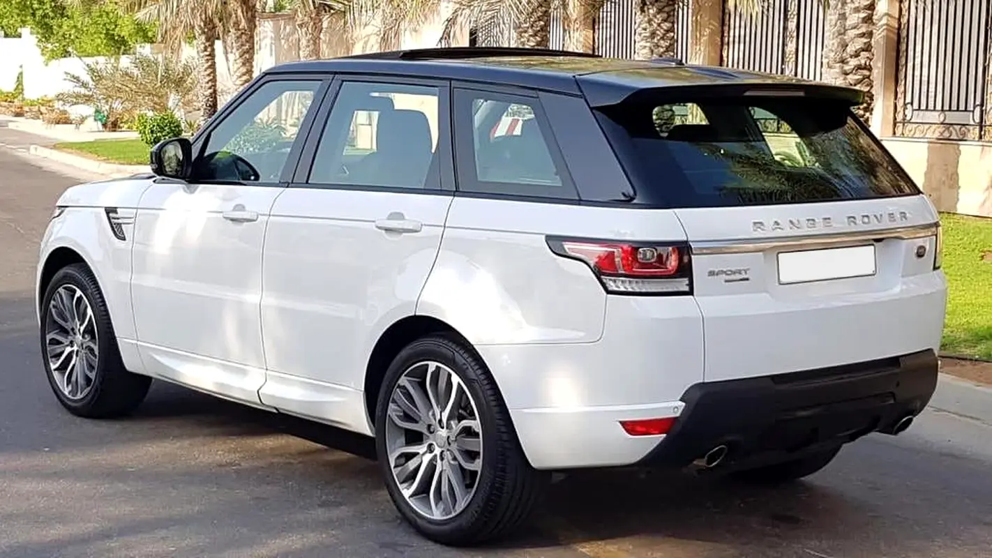 Land Rover Range Rover Sport 2015 — photo 1 of 20