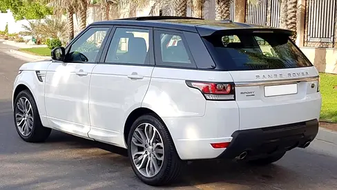 RANGE ROVER SPORT V8 * FULL OPTIONS * GCC SPEC * PANORAMIC * WELL_MAINTAINED