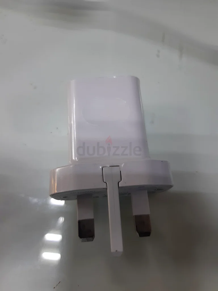 Mobile USB Charging Adapter63221854173313111