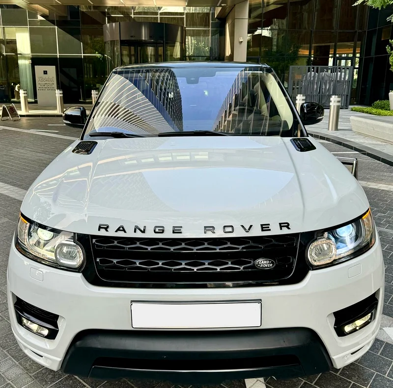 SUPERCHARGED RANGE ROVER SPORT V8 • F.S.H • FULLY LOADED • GCC MODEL • PERFECTLY MAINTAINED63231641678466114