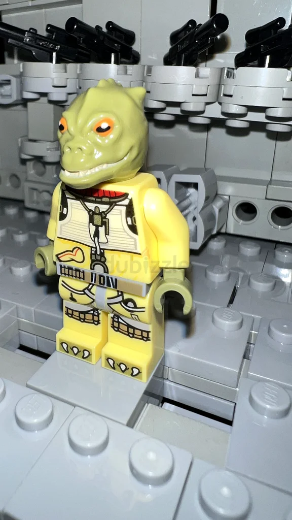 Lego Star Wars sw0828 Bossk - olive green minifigure632272802100491123